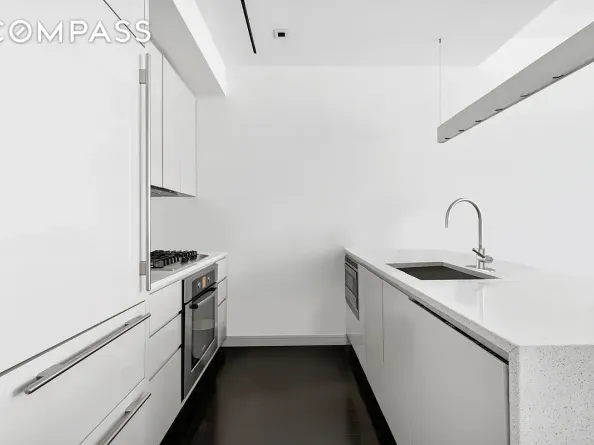 300 East 23rd Street 5B, New York NY 10010