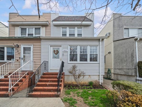 961 Dahill Road, Brooklyn NY 11204