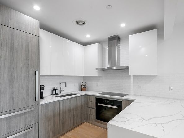 327 20th Street 3, Brooklyn NY 11215