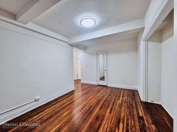 5 Tudor City Place 1510, New York NY 10017