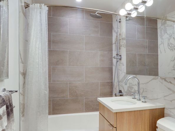 310 East 46th Street 20H, New York NY 10017