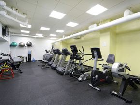 200 East 27th Street 11L, New York NY 10016