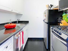 200 East 27th Street 11L, New York NY 10016