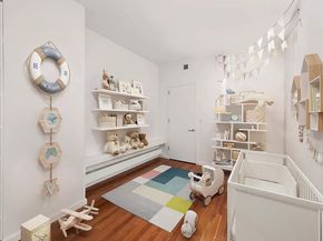 255 Hudson Street 5AW, New York NY 10013