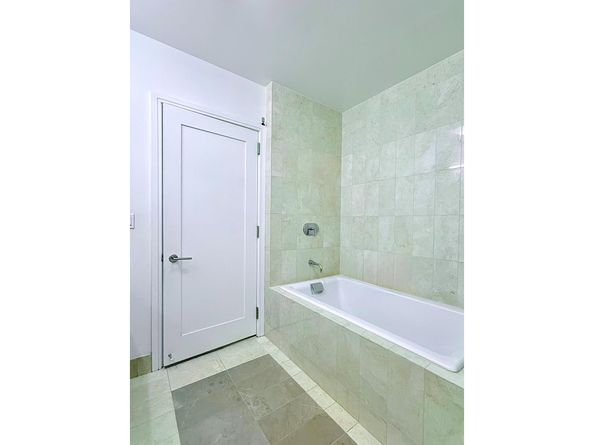 30 West Street 3B, New York NY 10004