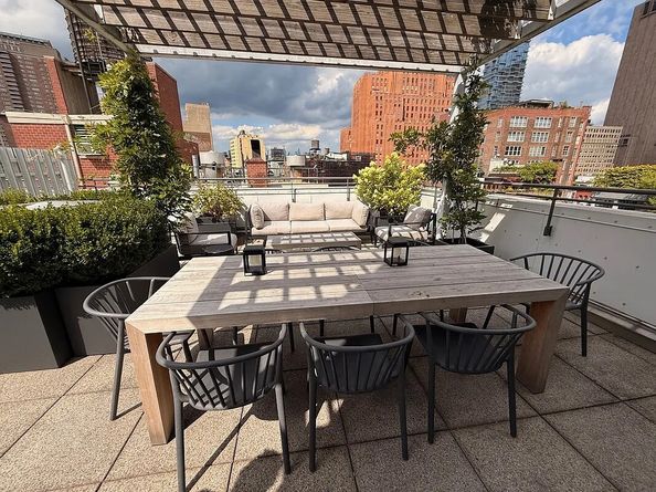 303 Greenwich Street 6C, New York NY 10007