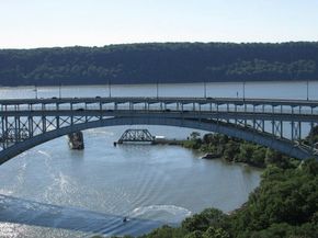 2500 Johnson Avenue 3B, Bronx NY 10463