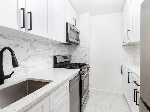 2500 Johnson Avenue 3B, Bronx NY 10463