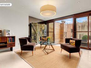 22 Gramercy Park S PH, New York NY 10003