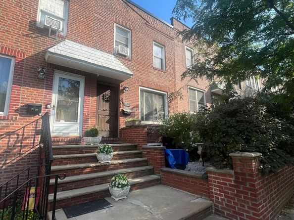 20-11 27th Street, Queens NY 11105