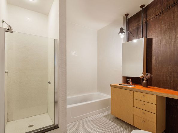 37 Bridge Street 3C, Brooklyn NY 11201