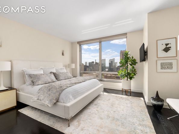 150 Columbus Avenue 22A, New York NY 10023