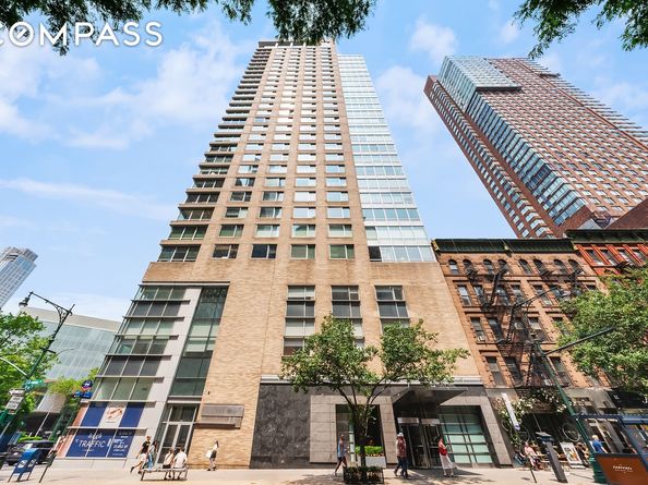 150 Columbus Avenue 22A, New York NY 10023