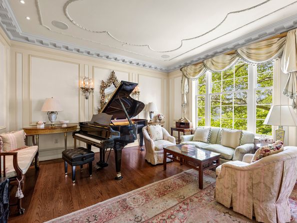 6 Sutton Square, New York NY 10022