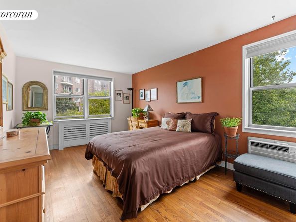 679 West 239th Street 5B, Bronx NY 10463