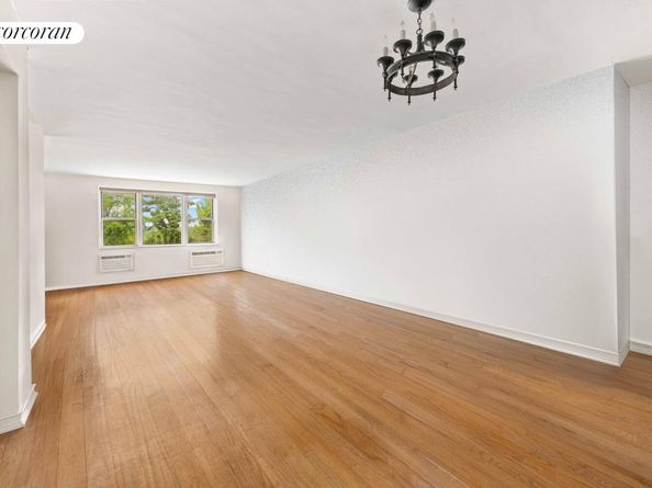 679 West 239th Street 5B, Bronx NY 10463