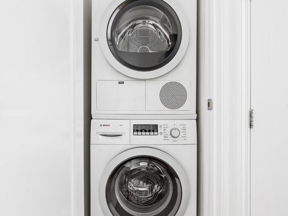 44-15 Purves Street 5D, Queens NY 11101