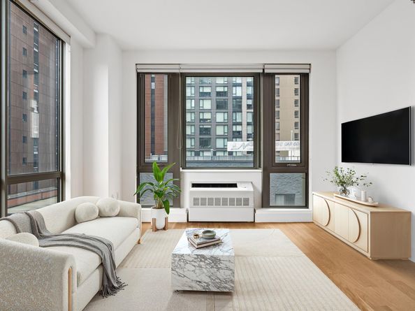 44-15 Purves Street 5D, Queens NY 11101