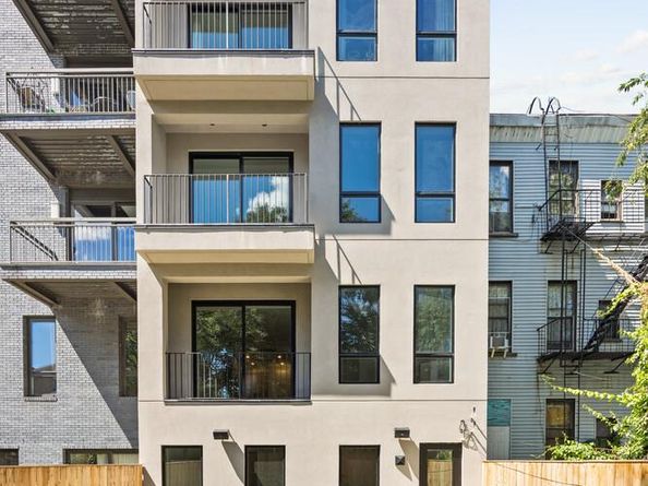 48 Stanhope Street 2F, Brooklyn NY 11221
