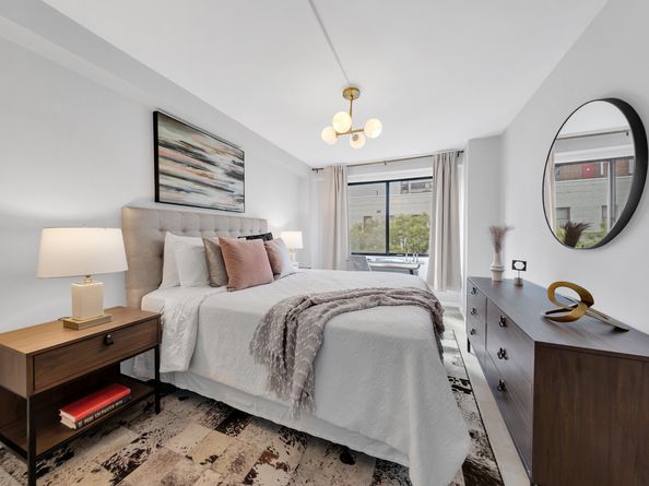 345 East 73rd Street 6C, New York NY 10021