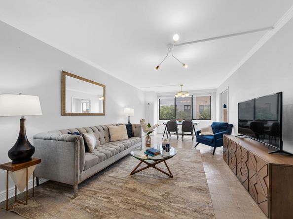 345 East 73rd Street 6C, New York NY 10021
