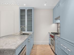 250 East 21st Street 8F, New York NY 10010