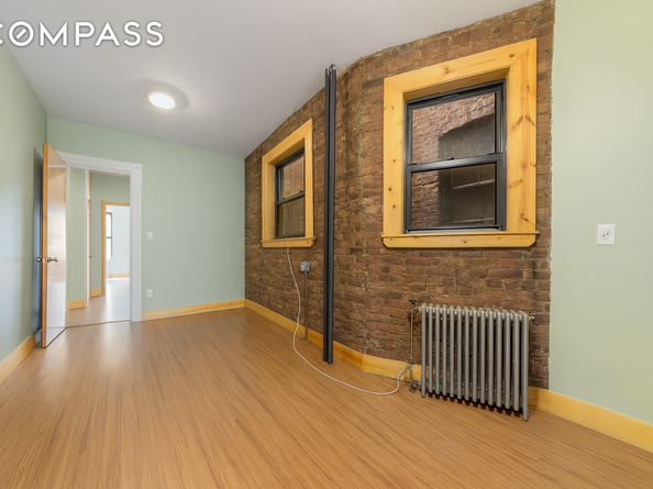 433 Dekalb Avenue, Brooklyn NY 11205