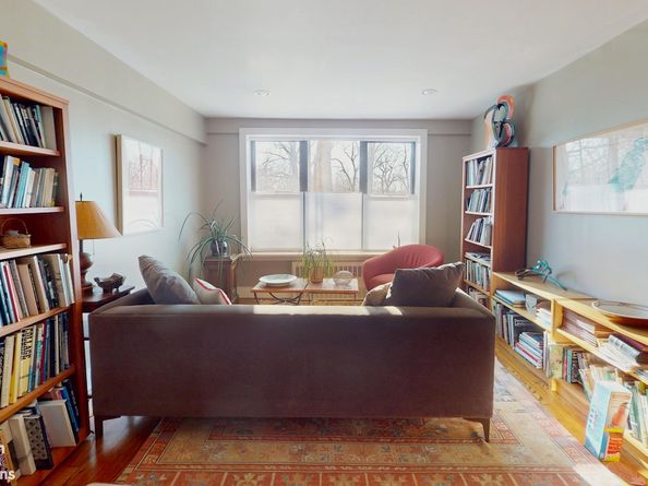 2244 Bronx Park E 1B, Bronx NY 10467