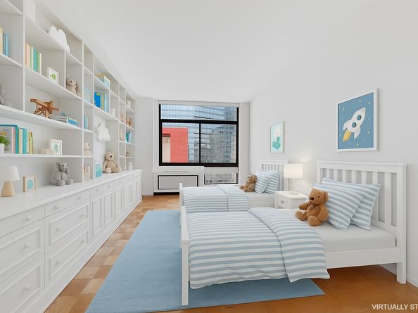 303 East 43rd Street 25B, New York NY 10017