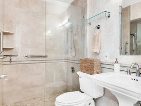 303 East 43rd Street 25B, New York NY 10017