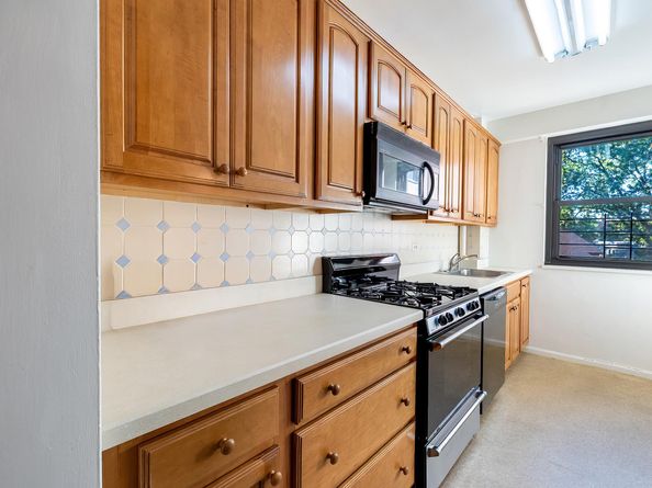 3850 Sedgwick Avenue 5J, Bronx NY 10463
