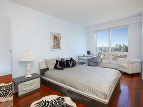 350 West 42nd Street 48C, New York NY 10036