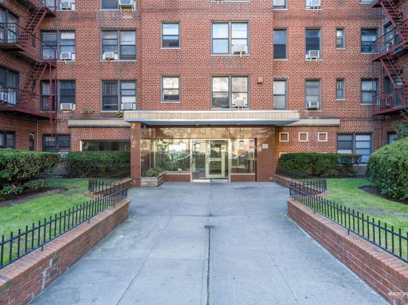 3060 Ocean Avenue 2L, Brooklyn NY 11235