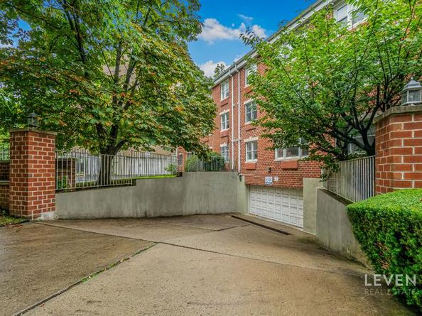 122 Prospect Park SW 3, Brooklyn NY 11218