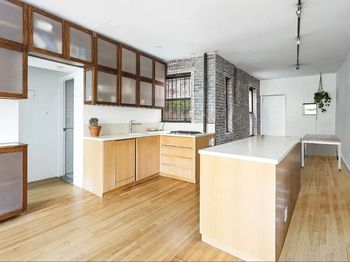 149 Ave C