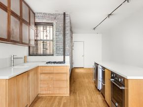 149 Ave C 2F, New York NY 10009