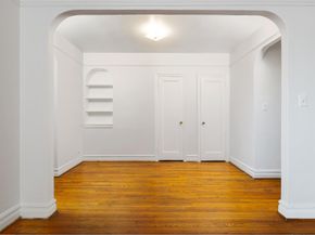 570 Ocean Parkway 4E, Brooklyn NY 11218