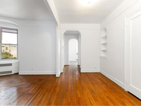 570 Ocean Parkway 4E, Brooklyn NY 11218