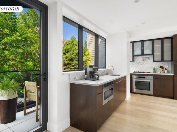 814 5th Avenue 2D, Brooklyn NY 11232