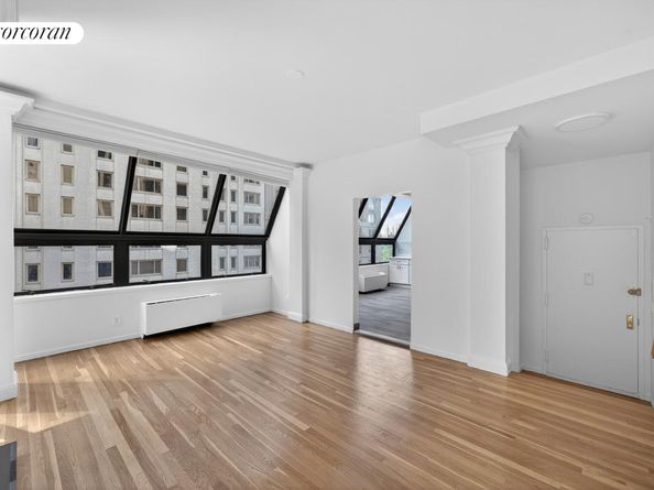 57 West 58th Street PHB, New York NY 10019