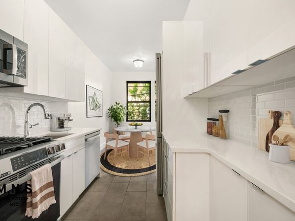 800 East 17th Street 1F, Brooklyn NY 11230