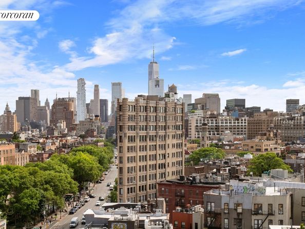 136 Waverly Place 14E, New York NY 10014