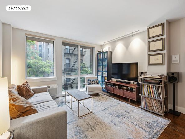 59 Hawthorne Street 2D, Brooklyn NY 11225