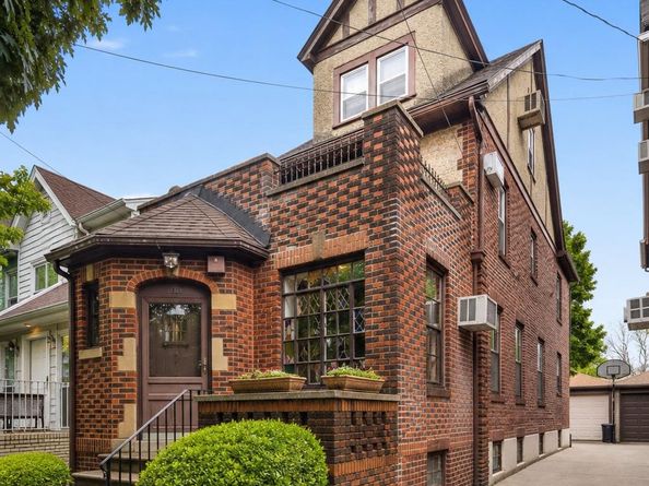 1216 East 28th Street, Brooklyn NY 11210