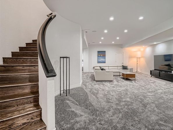 338 Saint Paul Street, Denver CO 80206