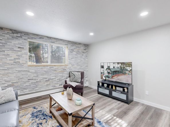 Undisclosed Address #8957377, Denver CO 80247