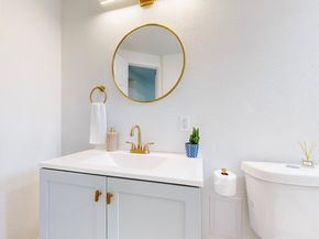 Undisclosed Address #8957377, Denver CO 80247