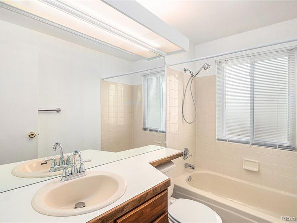 2125 S Telluride Court, Aurora CO 80013