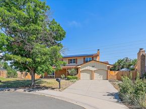 1923 S Newark Way, Aurora CO 80014