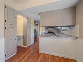 1923 S Newark Way, Aurora CO 80014